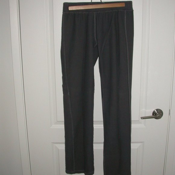 Grey Gym Pants with Lace and Sparkle Stones - Picture 10 of 12